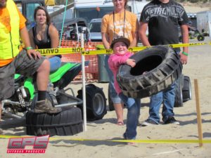 2013_Oregon_Dunefest_Tire_Toss